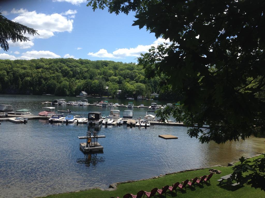 Little Hawk Resort & Marina Algonquin Highlands Экстерьер фото